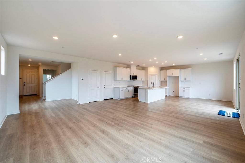 Corona, CA 92883,3955 Satsuma LN