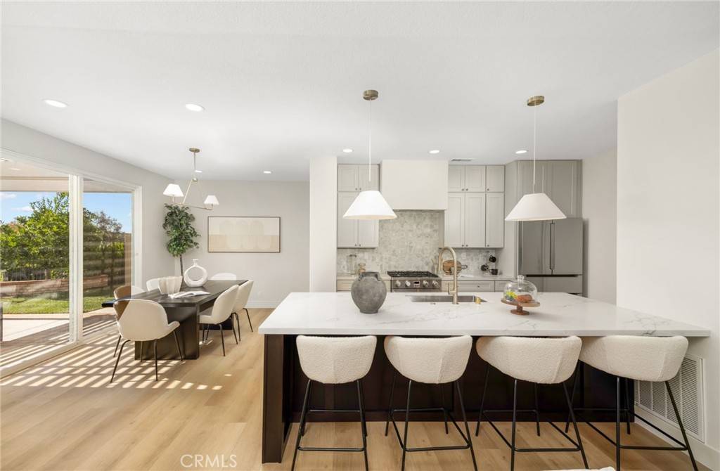 Rancho Santa Margarita, CA 92688,33 Grassy Knoll LN