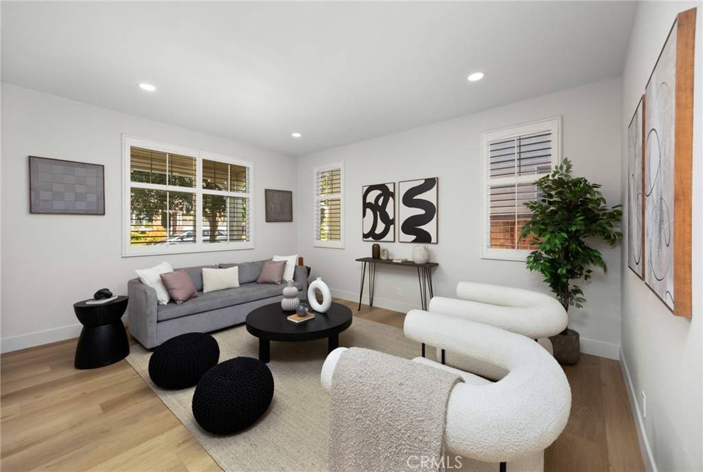 Rancho Santa Margarita, CA 92688,33 Grassy Knoll LN
