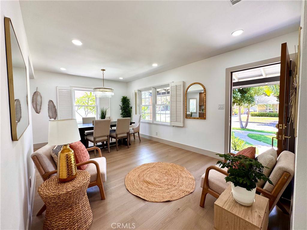 Long Beach, CA 90808,5423 E Walkerton ST