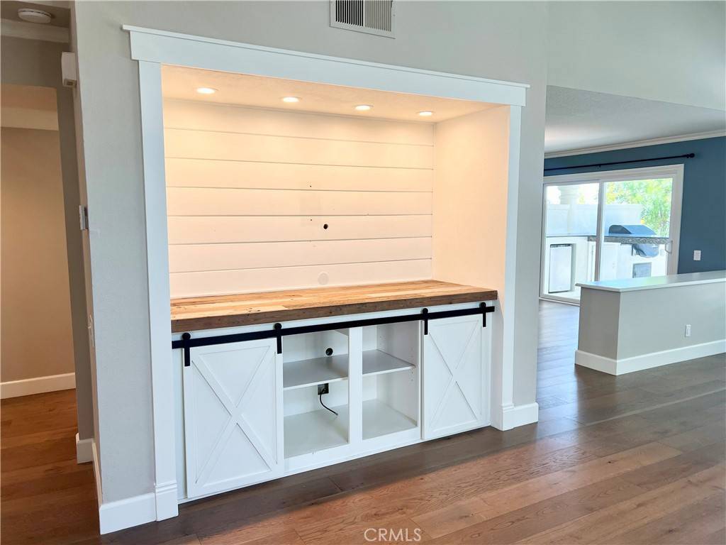 Rancho Santa Margarita, CA 92688,7 Calle Katrina