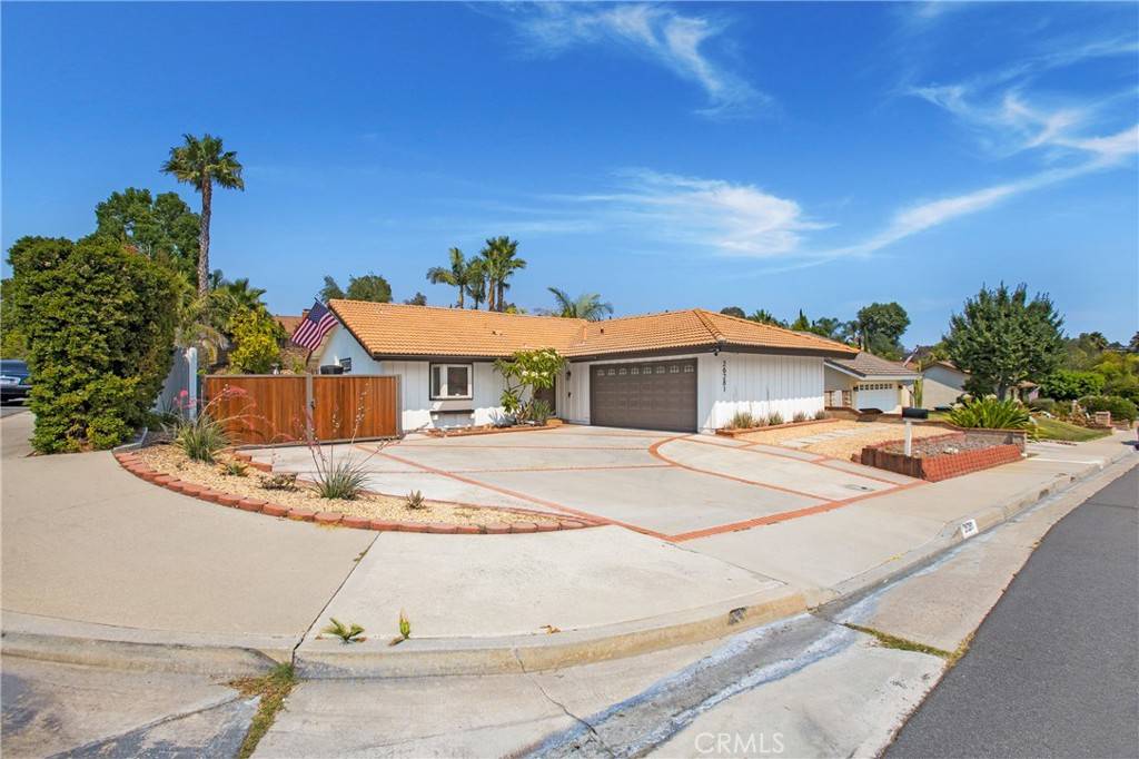 Mission Viejo, CA 92691,26281 Papagayo DR