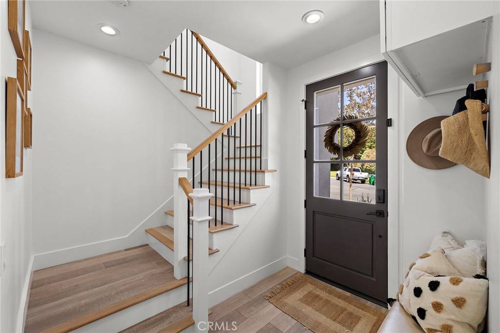 Ladera Ranch, CA 92694,7 Bluewing LN