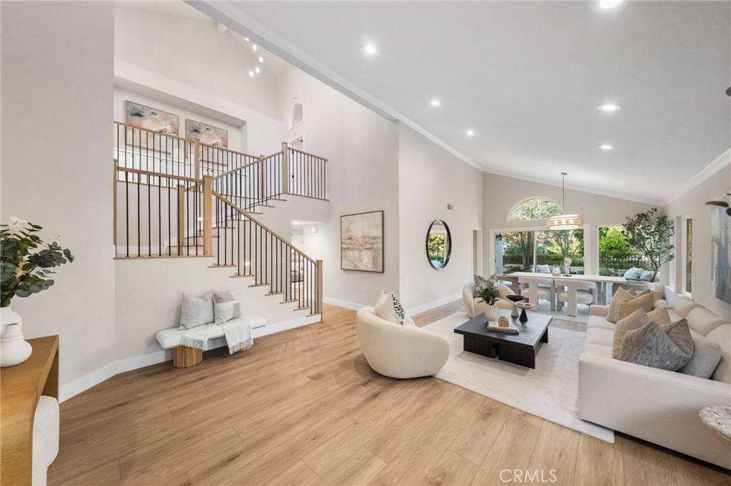 Irvine, CA 92612,6 Monterey #5