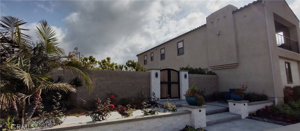 Irvine, CA 92618,59 Claudius CT