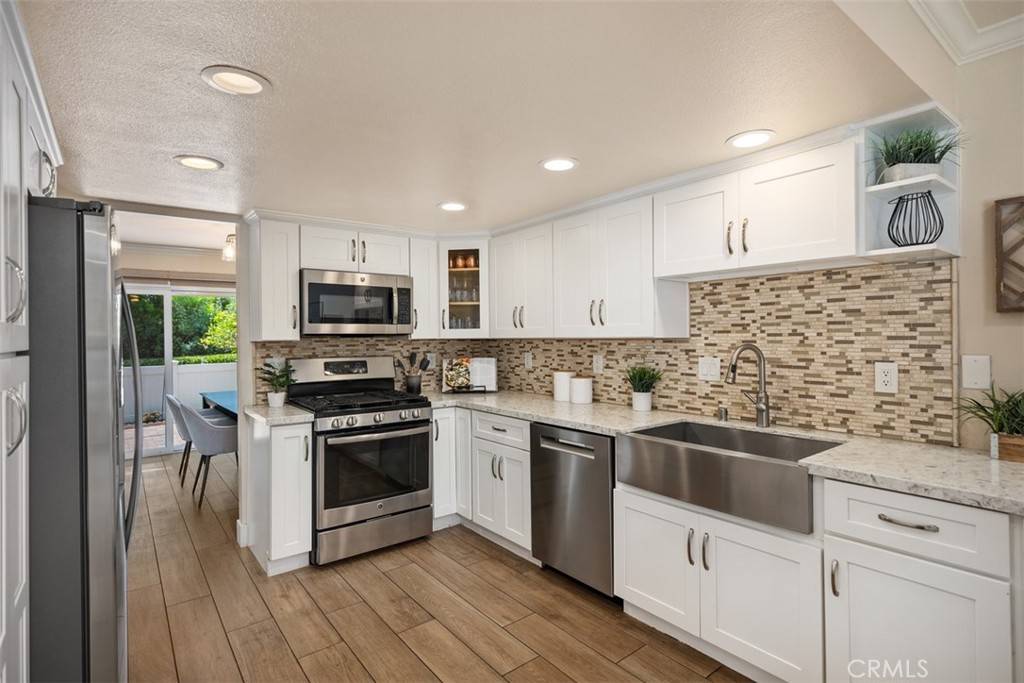 Laguna Hills, CA 92653,24995 Acacia LN #13