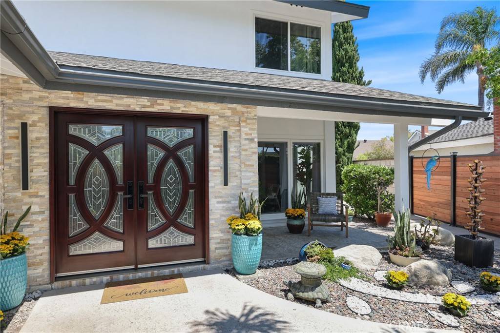 Costa Mesa, CA 92626,2798 Redwing CIR