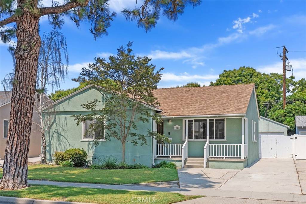 Long Beach, CA 90808,3842 Knoxville AVE