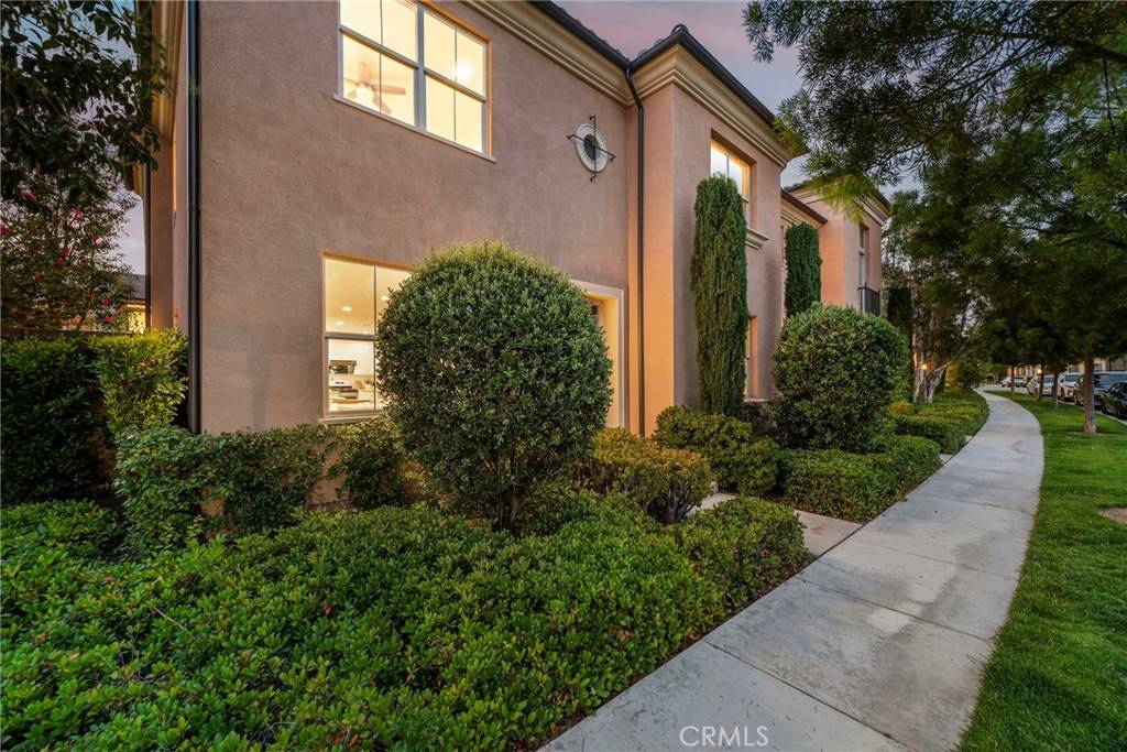 Irvine, CA 92620,111 Henson