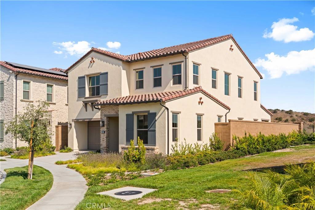 Irvine, CA 92618,100 Mossvine