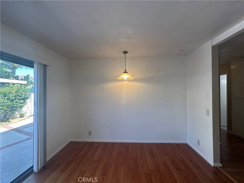 Irvine, CA 92604,165 Briarwood