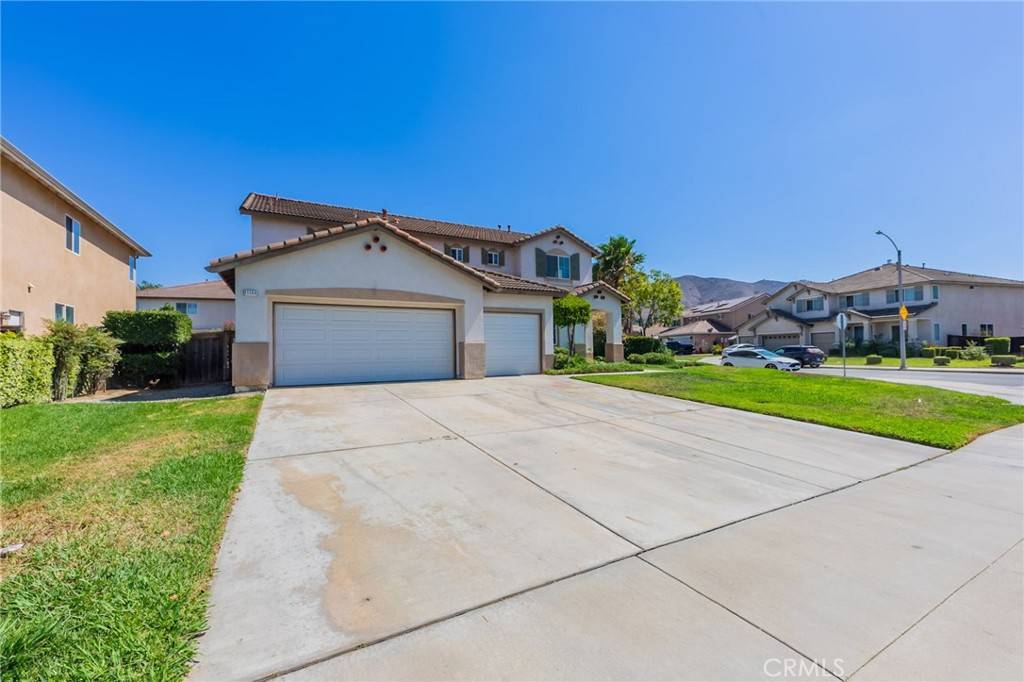 Riverside, CA 92503,11144 Arizona AVE