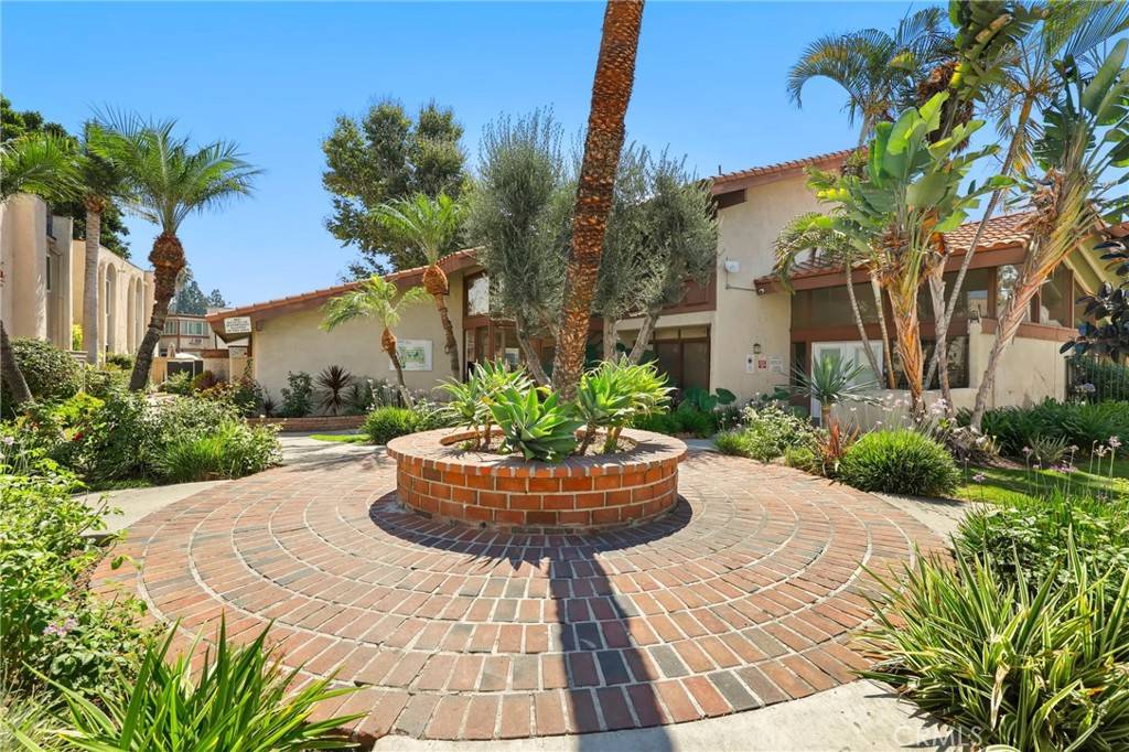 Placentia, CA 92870,212 S Kraemer BLVD #1802