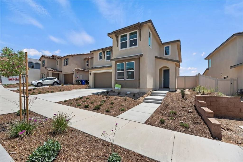 Canyon Country, CA 91350,18114 Azul WAY