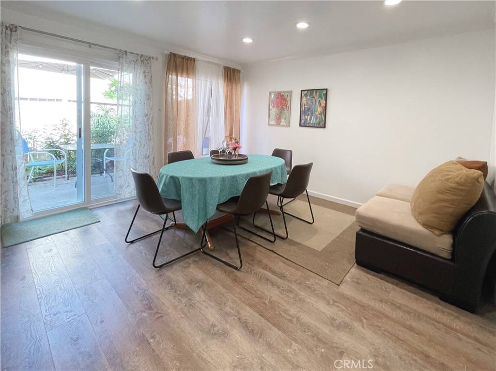 Lake Forest, CA 92630,25885 Trabuco RD #33