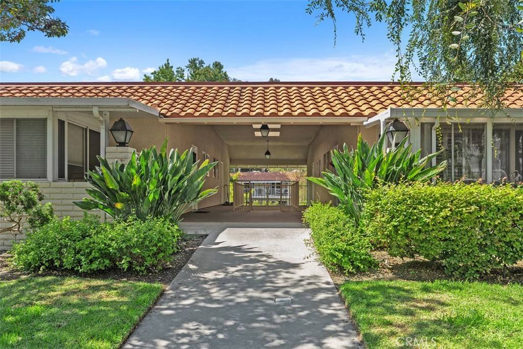 Laguna Woods, CA 92637,665 Via Los Altos #A