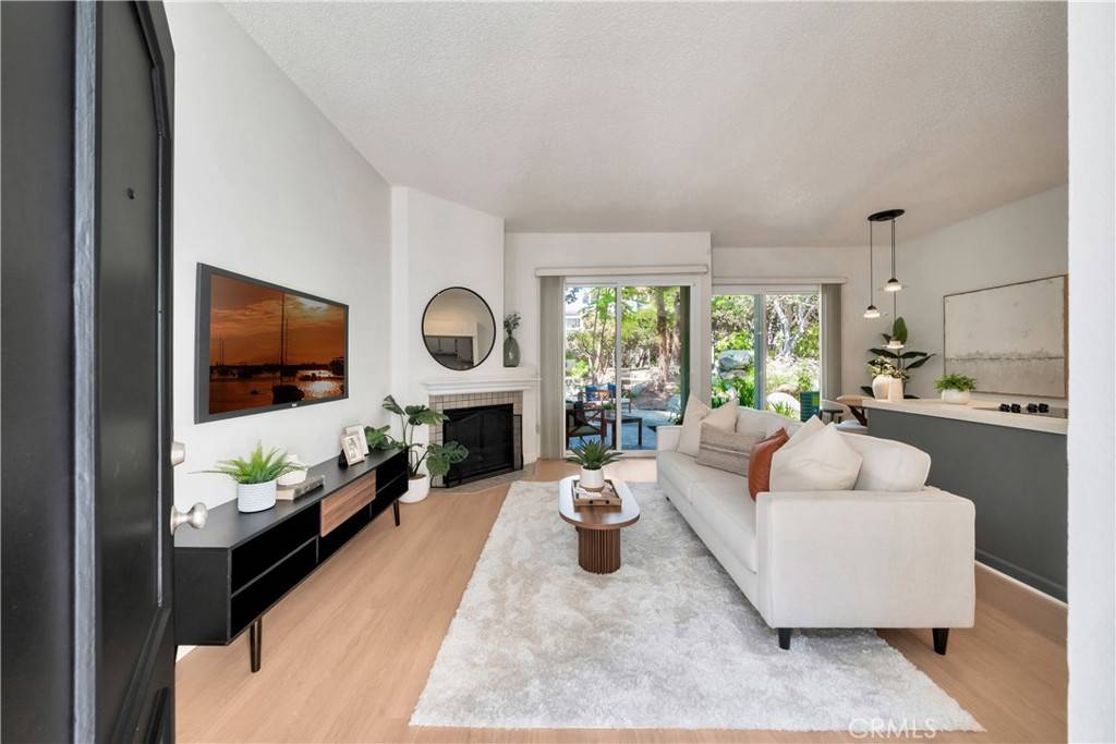 Costa Mesa, CA 92626,760 Wesleyan #11