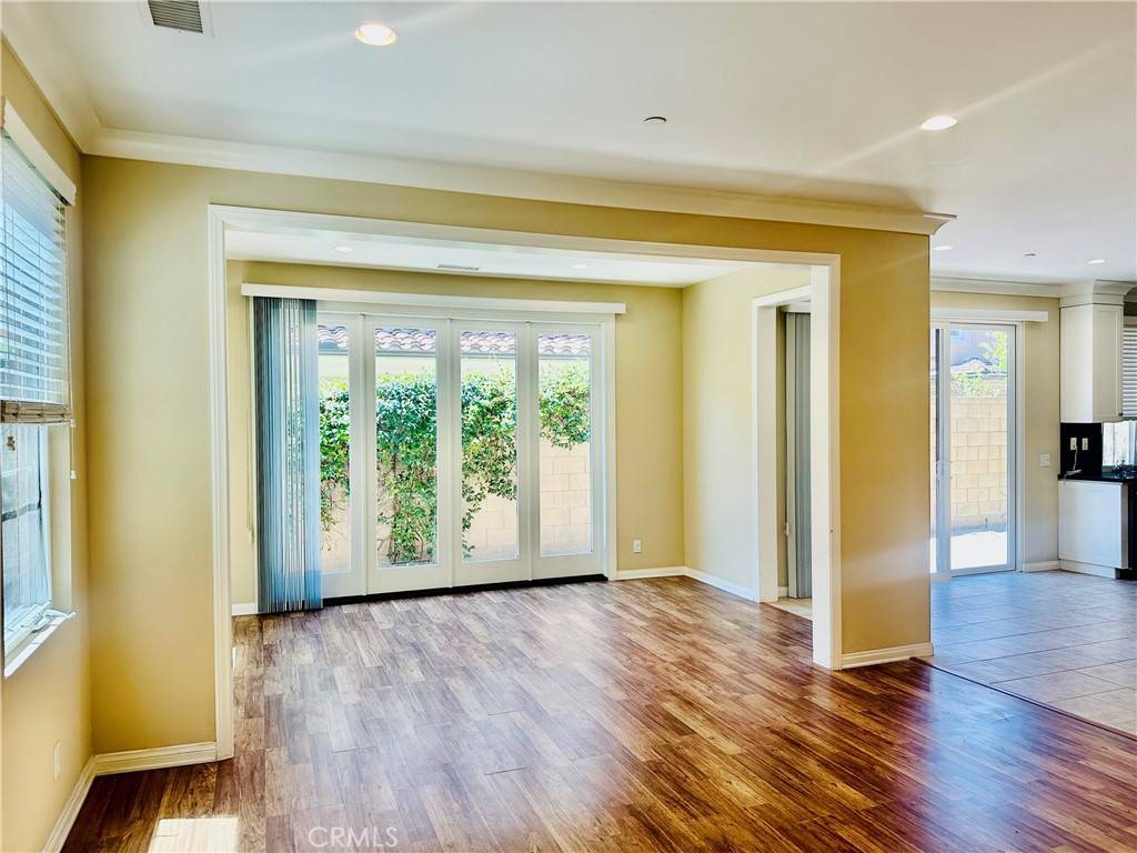 Irvine, CA 92620,114 Chestnut Grove