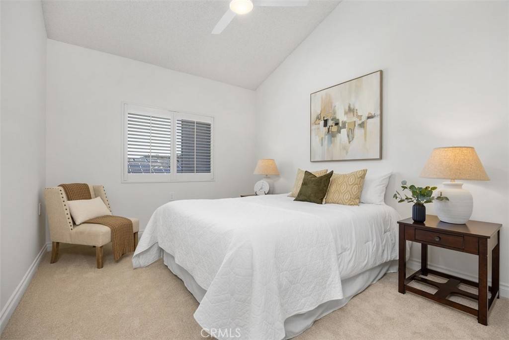 San Marcos, CA 92078,1508 Circa Del Lago #B305