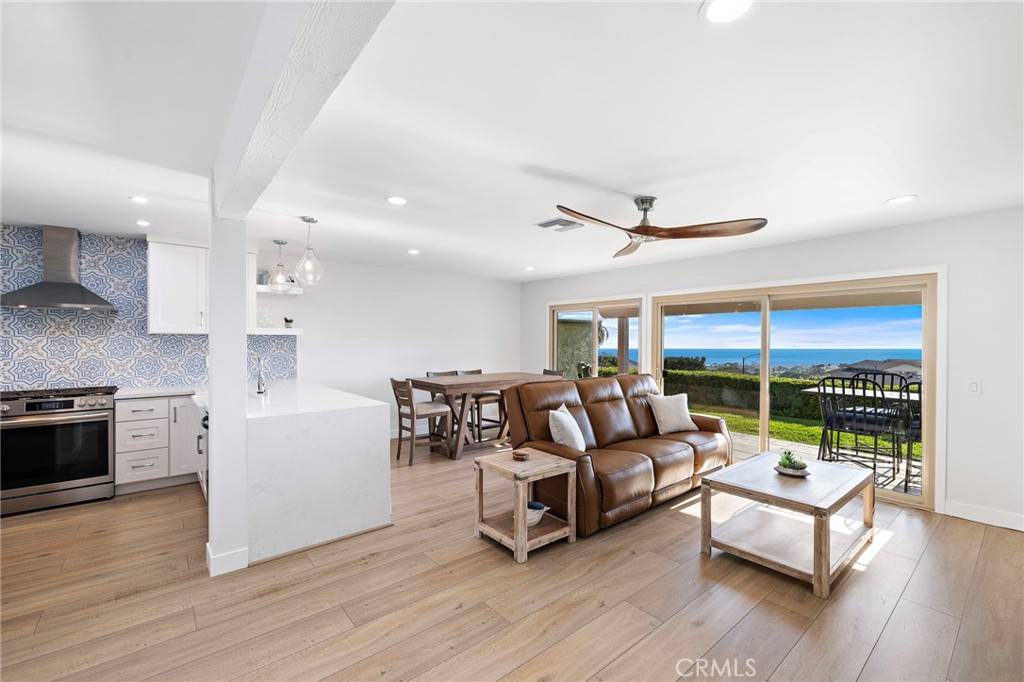 San Clemente, CA 92672,567 Avenida Adobe