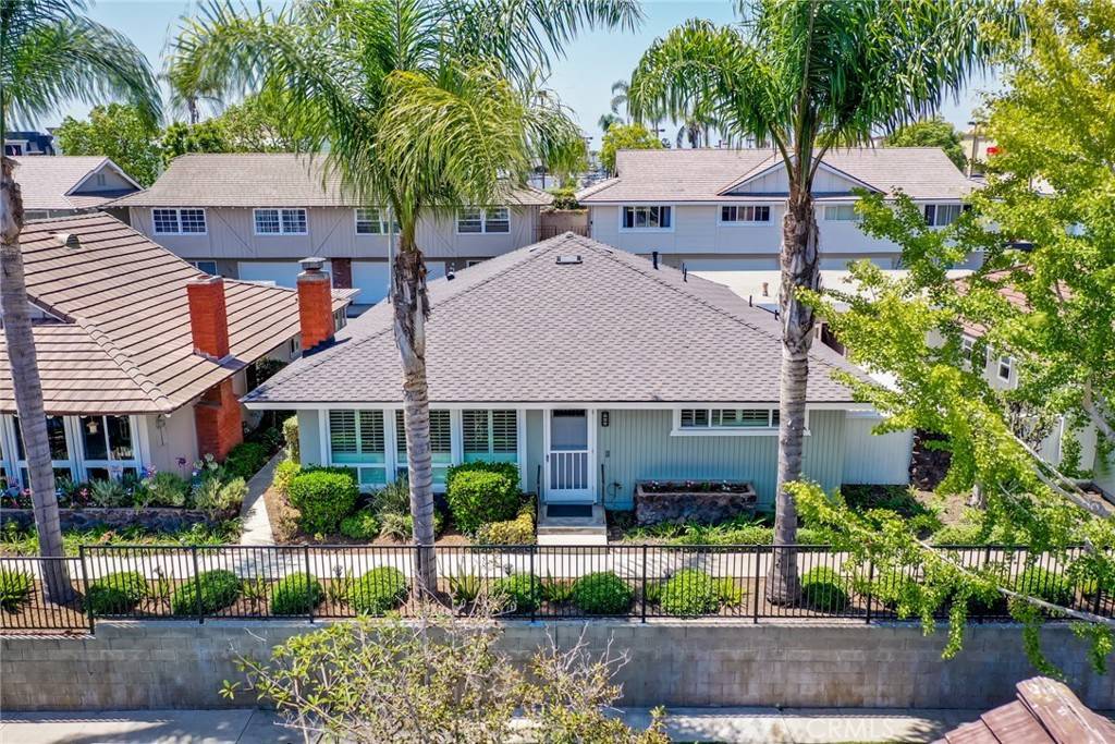 Huntington Beach, CA 92649,16952 Canyon Ln