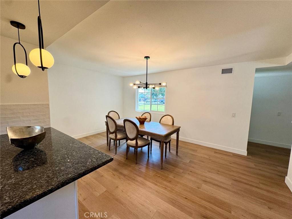 Santa Ana, CA 92704,1502 W Hemlock WAY