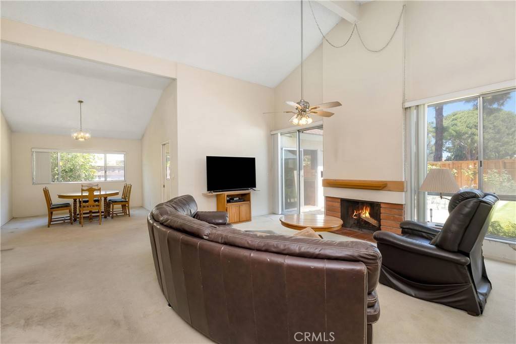 Tustin, CA 92780,14772 Briarcliff PL