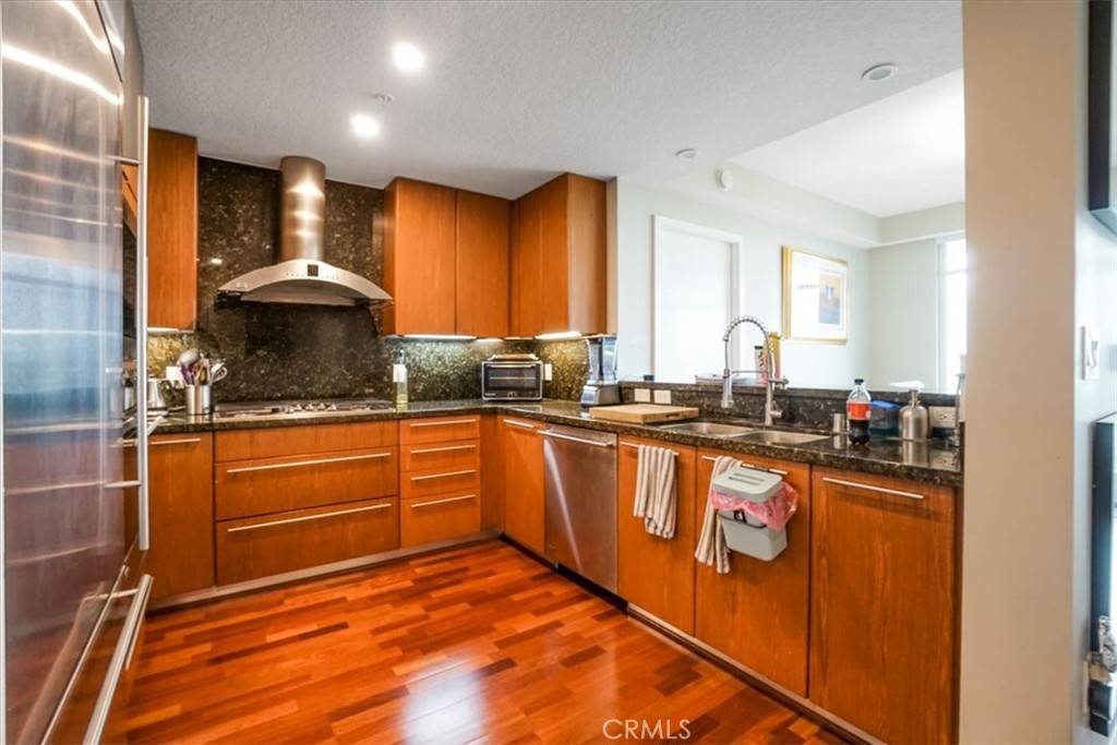 Irvine, CA 92612,3141 Michelson DR #703