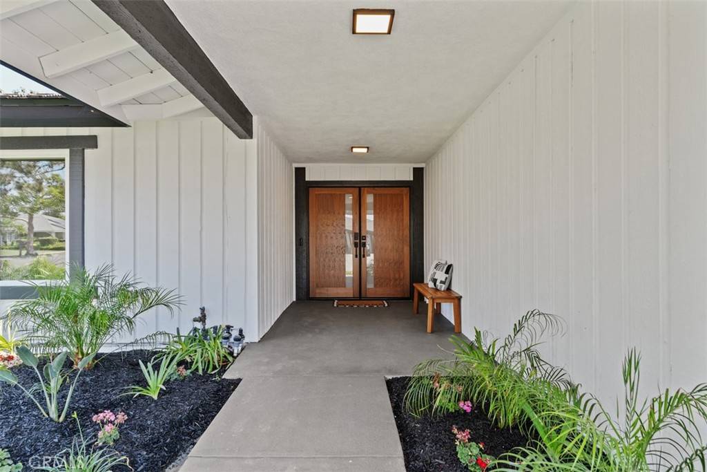 Tustin, CA 92780,13762 Palace WAY