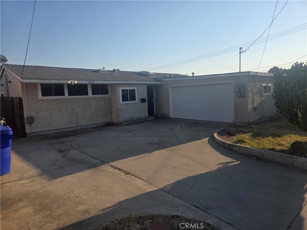 San Diego, CA 92119,8317 Hudson DR