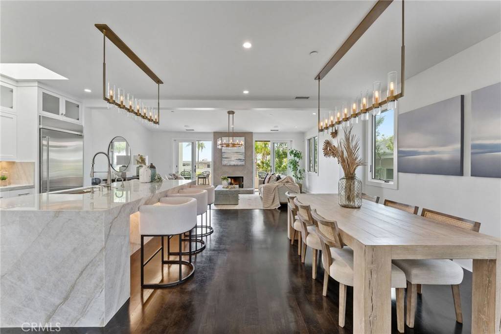 Corona Del Mar, CA 92625,444 Morning Canyon RD