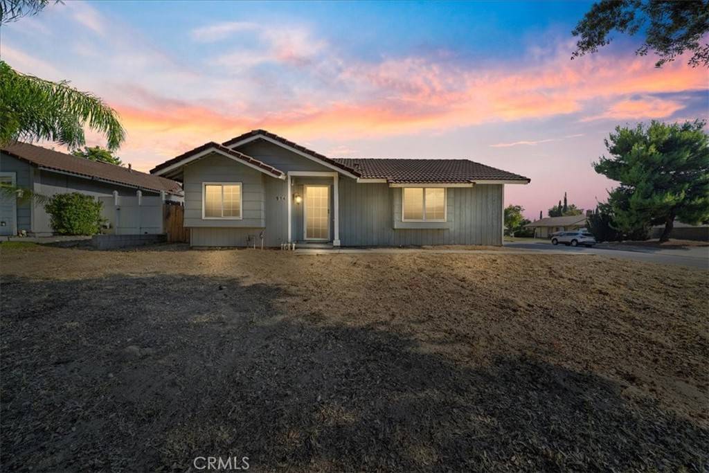 Redlands, CA 92374,914 Gail AVE