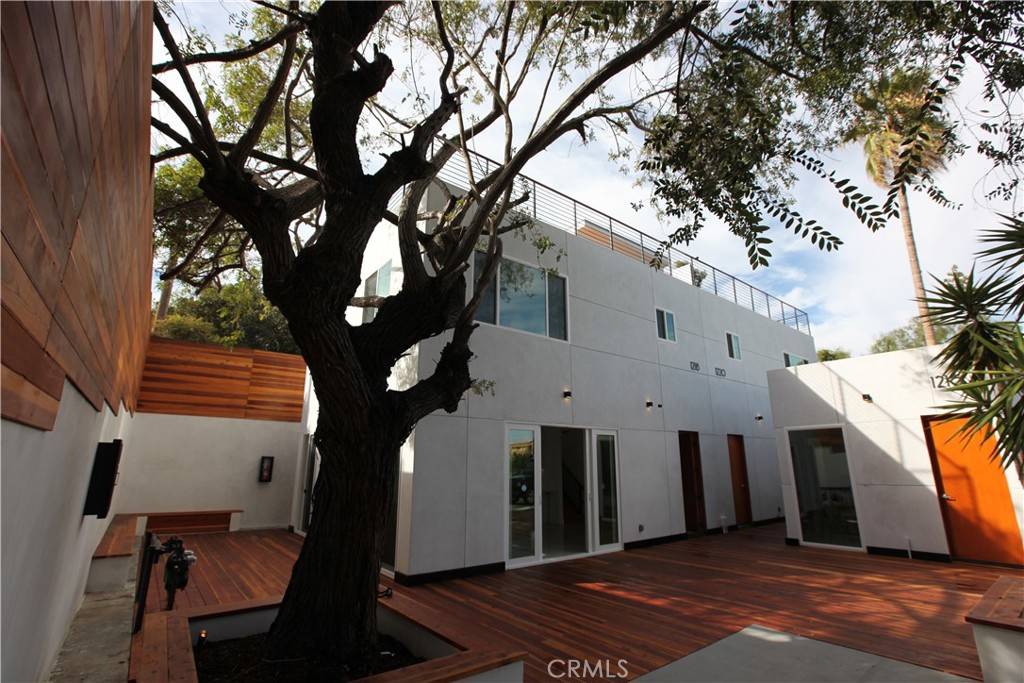 San Diego, CA 92103,1220 Thorn W