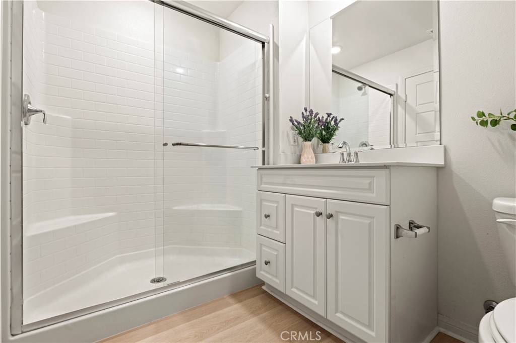 Irvine, CA 92614,185 Steely ST