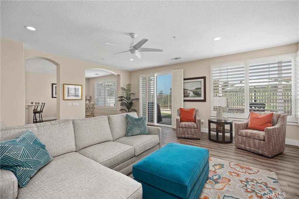 San Clemente, CA 92673,64 Avenida Cristal