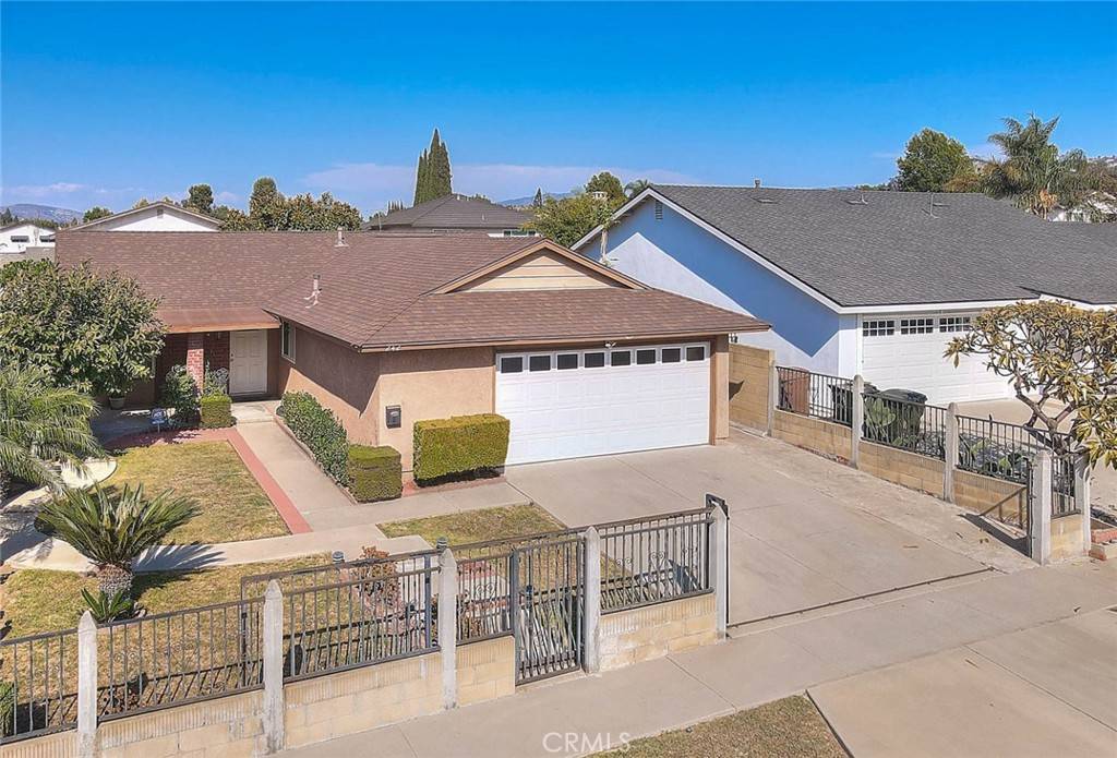 Anaheim, CA 92807,242 N Pageant ST
