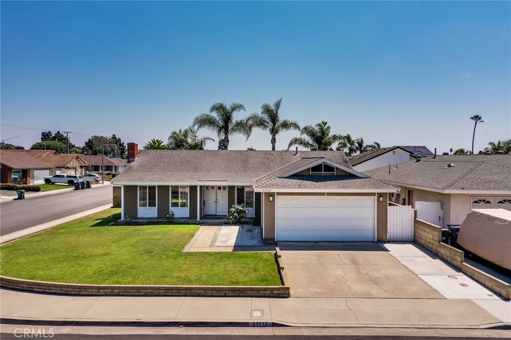 Huntington Beach, CA 92646,21032 Greenboro Ln