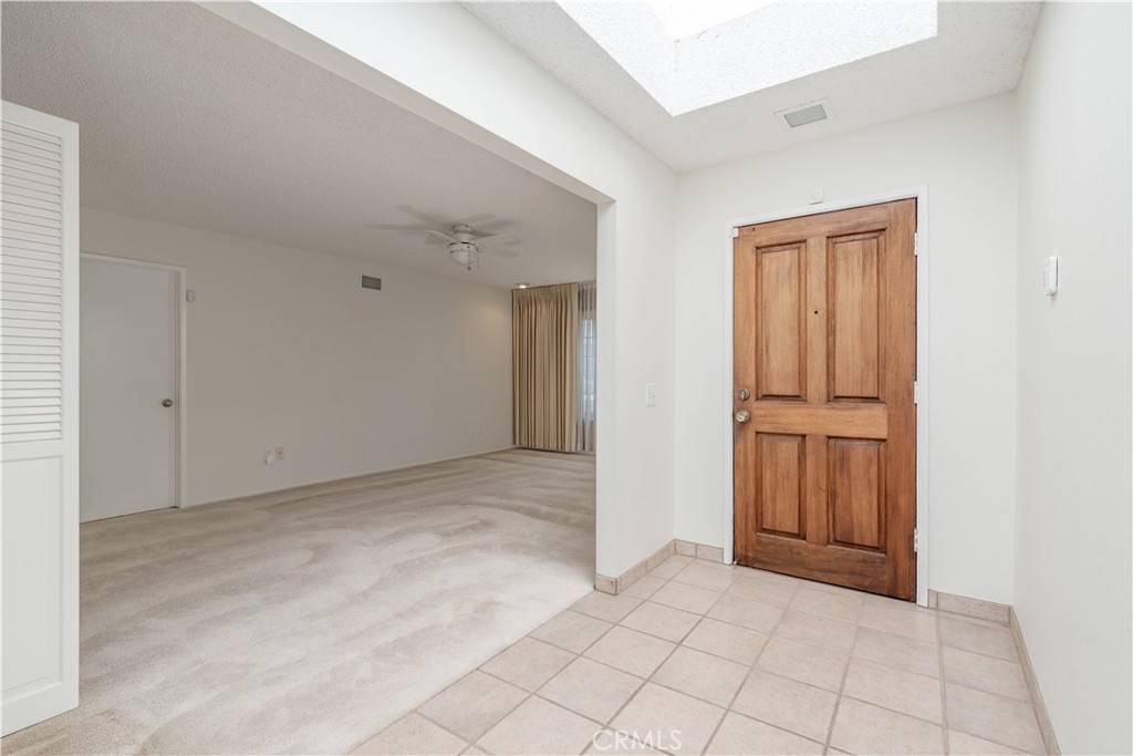 Huntington Beach, CA 92647,17231 Lido LN