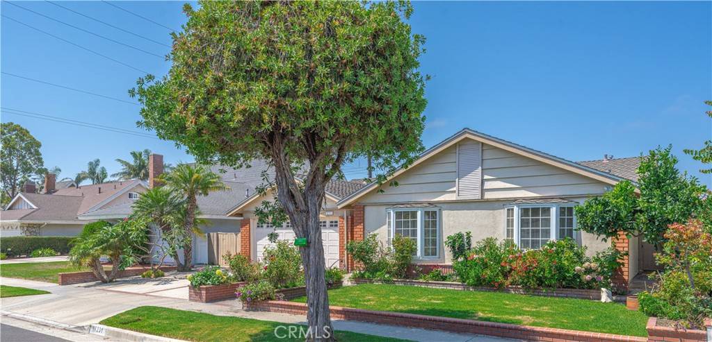 Huntington Beach, CA 92647,17231 Lido LN