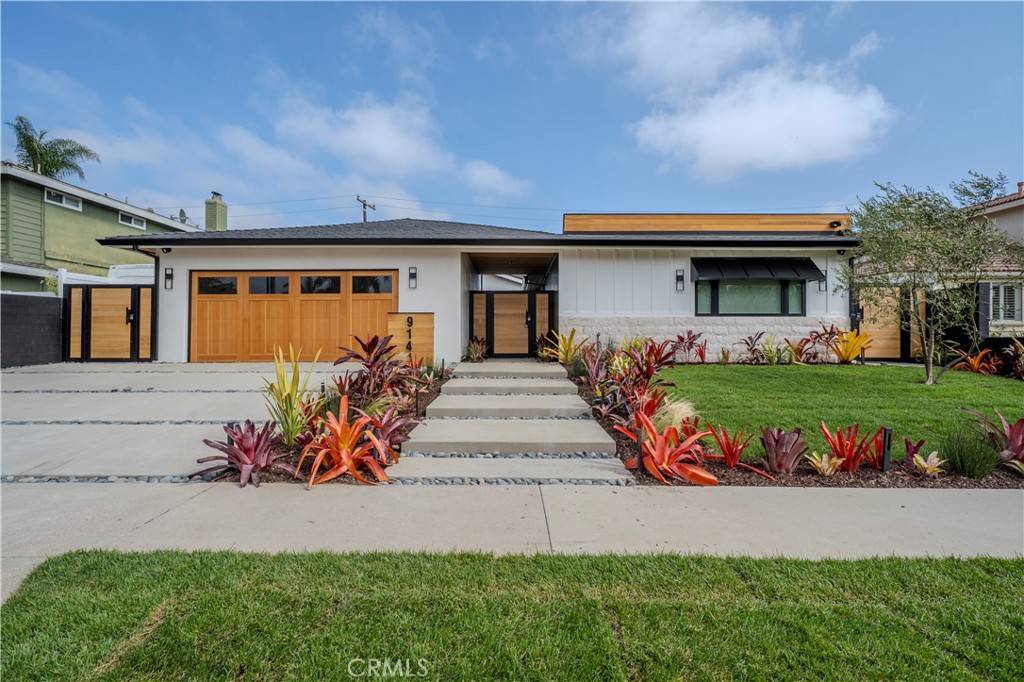 Huntington Beach, CA 92646,9141 Aloha DR