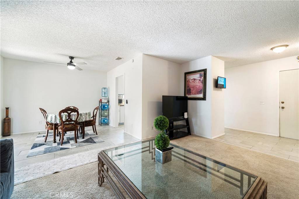 Lake Elsinore, CA 92530,1030 Amber LN