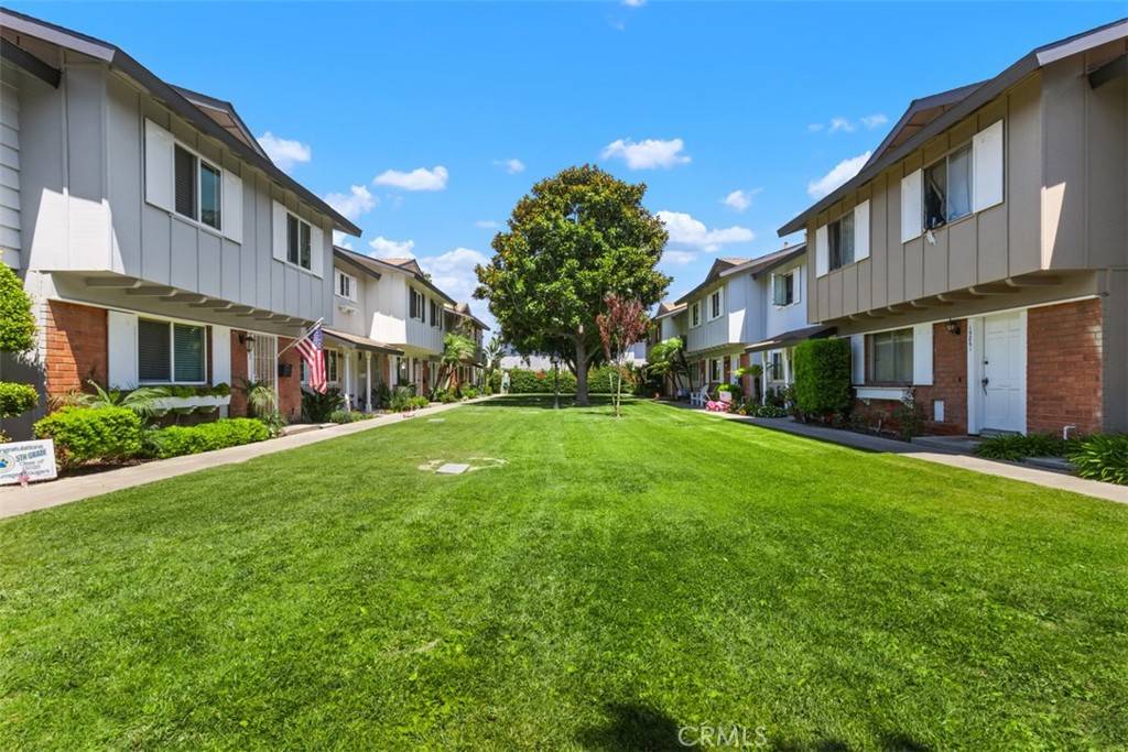 Huntington Beach, CA 92646,19846 Vermont LN