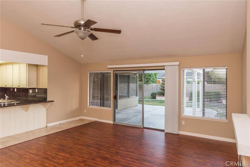 Costa Mesa, CA 92626,981 BEGONIA