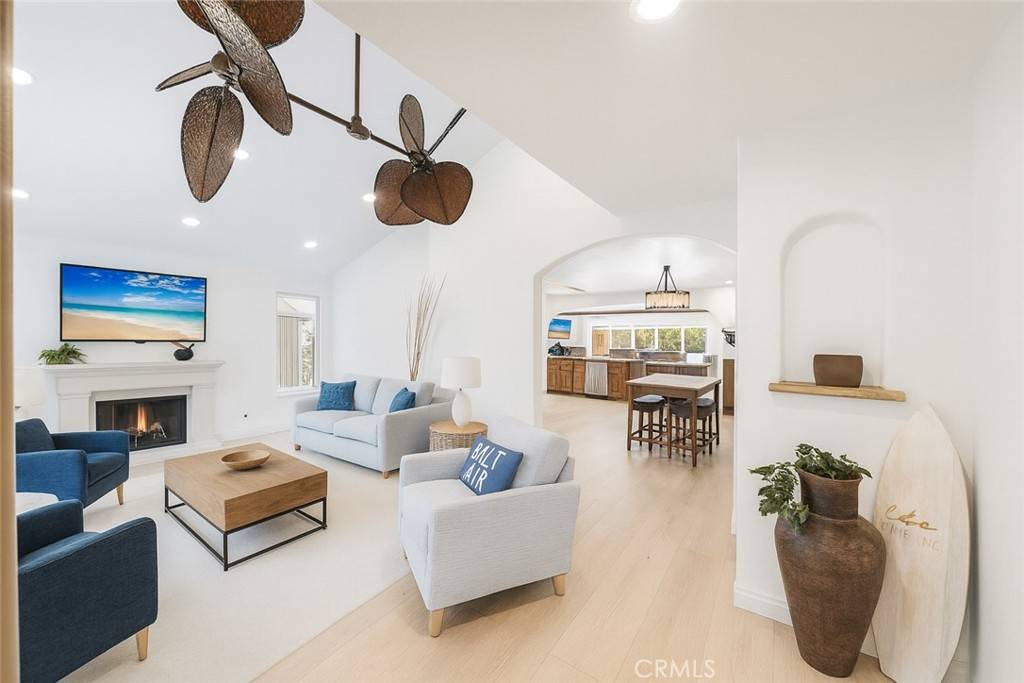 Huntington Beach, CA 92646,20162 S New Britain LN