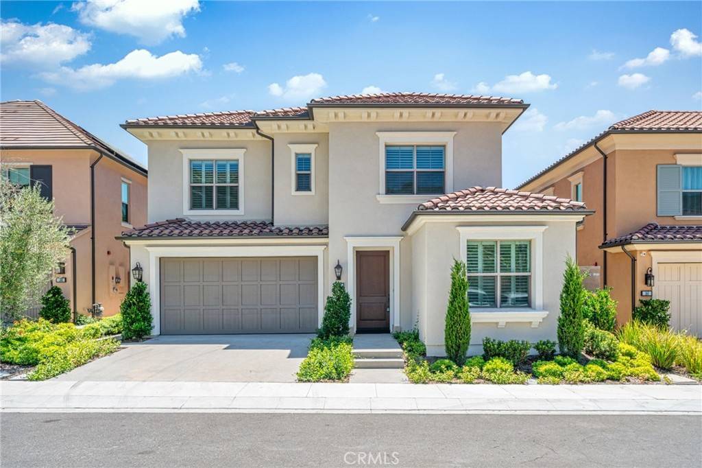 Irvine, CA 92602,154 Mezza Luna
