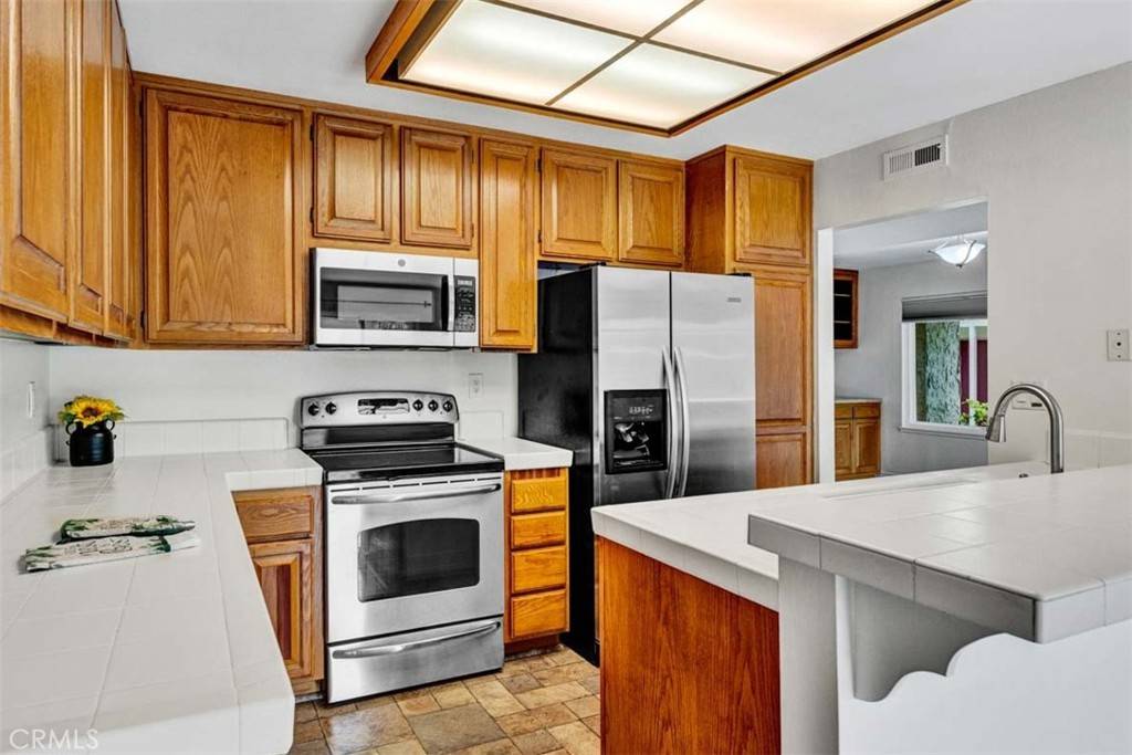 Fountain Valley, CA 92708,10337 Elk River CT