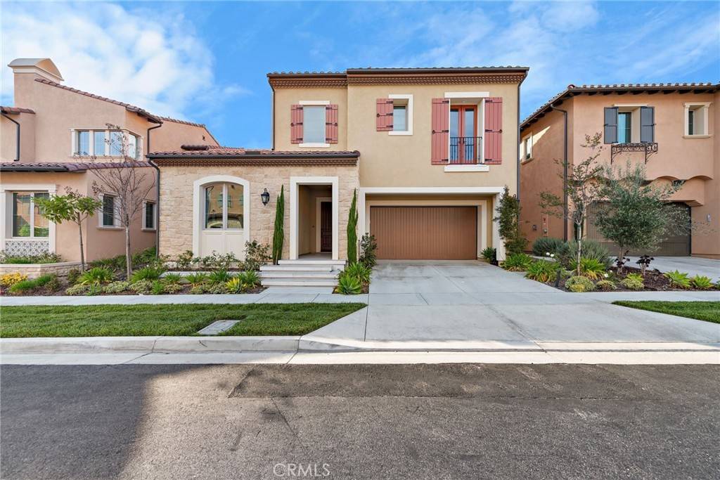 Irvine, CA 92602,215 Sutters Mill