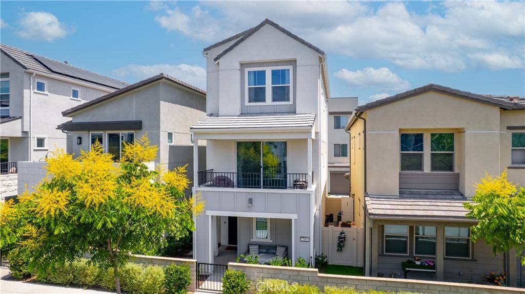 Rancho Mission Viejo, CA 92694,241 Goldfinch