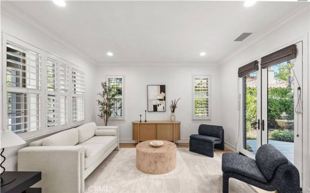 Irvine, CA 92618,31 Prairie