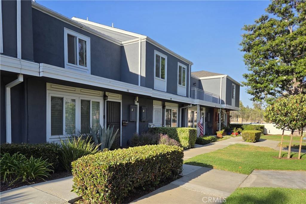 Costa Mesa, CA 92626,107 Morristown LN